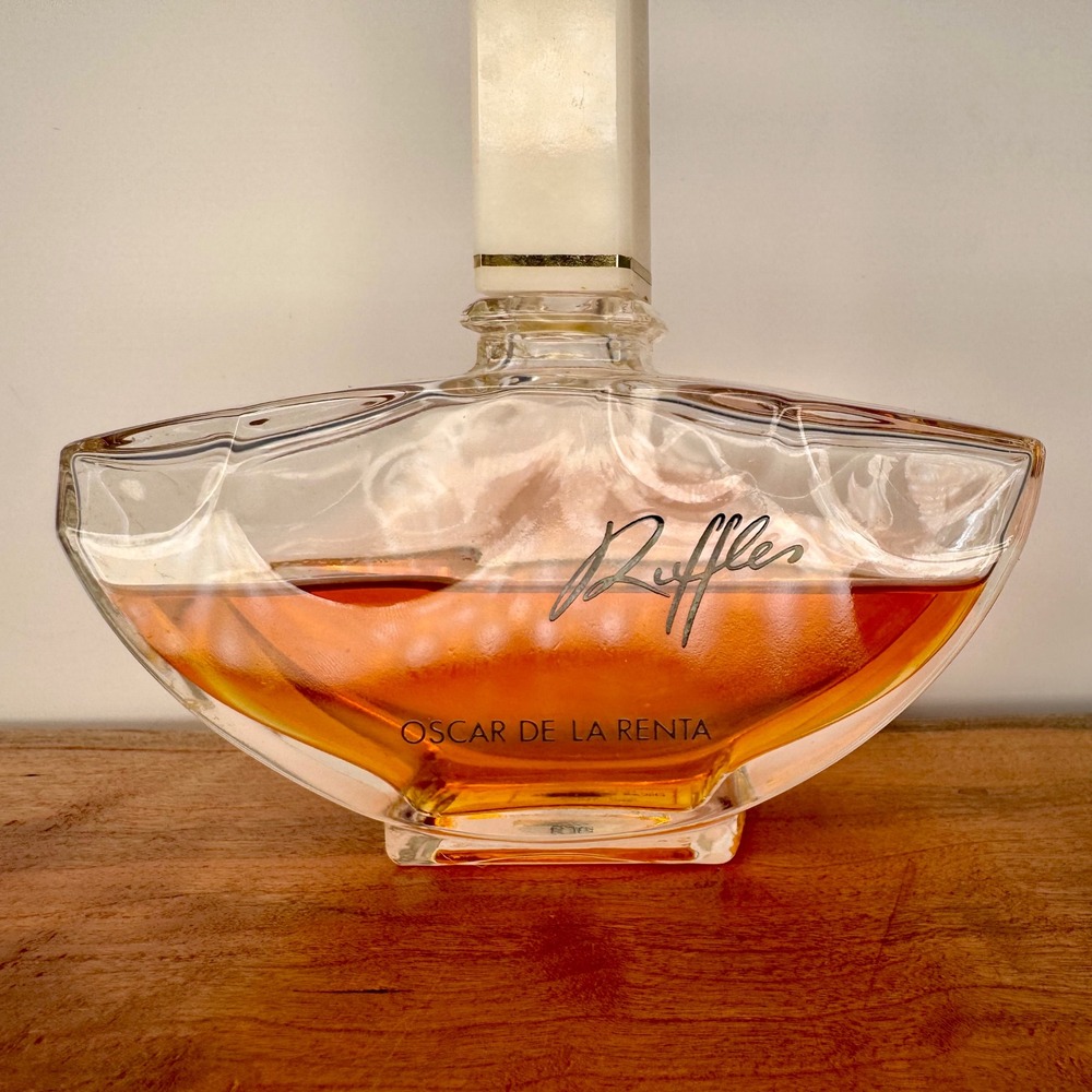 Vintage Oscar de la Renta Ruffles EDT Splash 150ml 5oz %50 Full Made in France